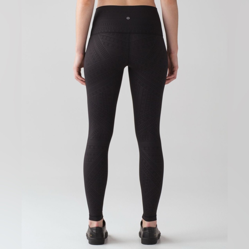 Lululemon Wunder Under Hi-Rise Tight (Embossed Full-On Luxtreme 28")